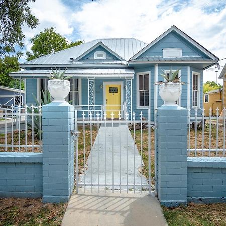 Remodeled Historic 2Br 1Ba House Near Downtown Apartment San Antonio Bagian luar foto