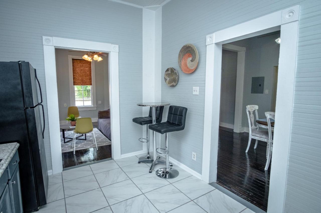 Remodeled Historic 2Br 1Ba House Near Downtown Apartment San Antonio Bagian luar foto