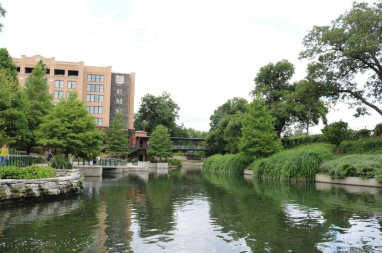 Remodeled Historic 2Br 1Ba House Near Downtown Apartment San Antonio Bagian luar foto